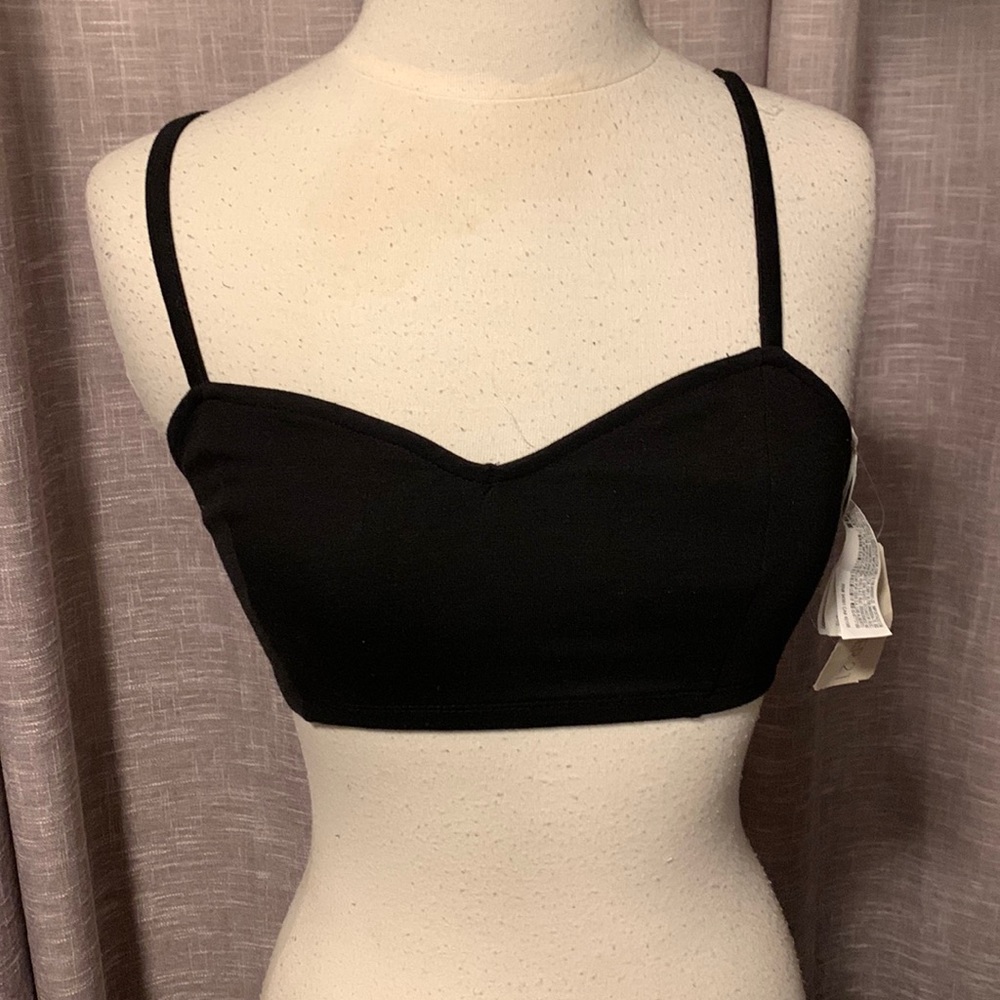 NWT black crop cage back tank size small